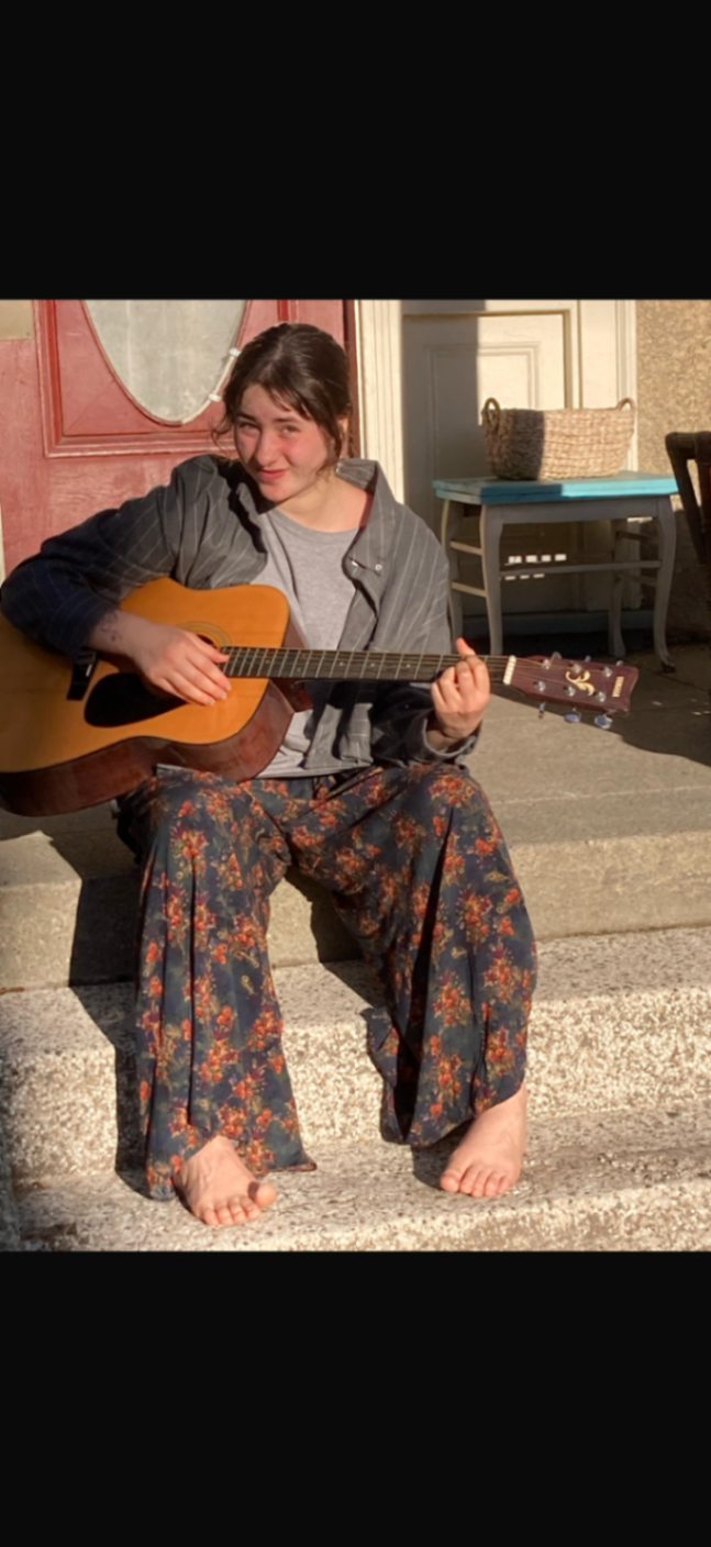 Zoe Carey photo 4